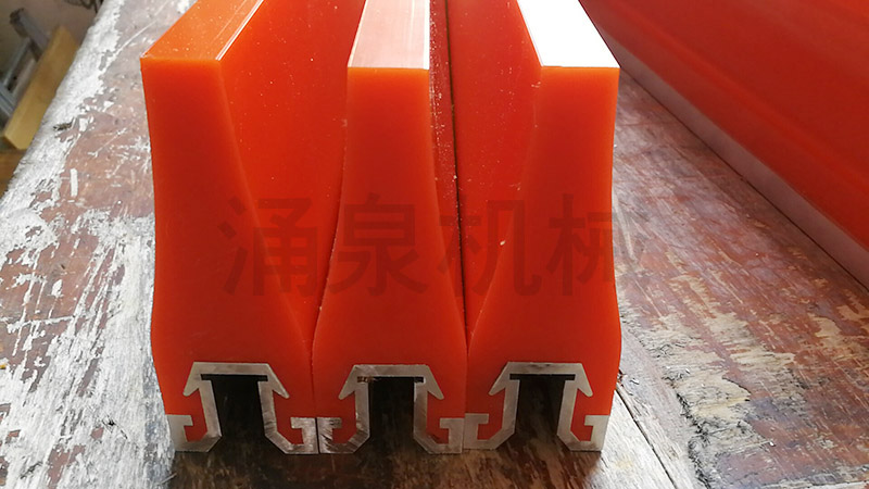 �P�\�����X���M�ھ۰����ε�